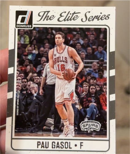 2016-17 Donruss The Elite Series #16 Pau Gasol — front