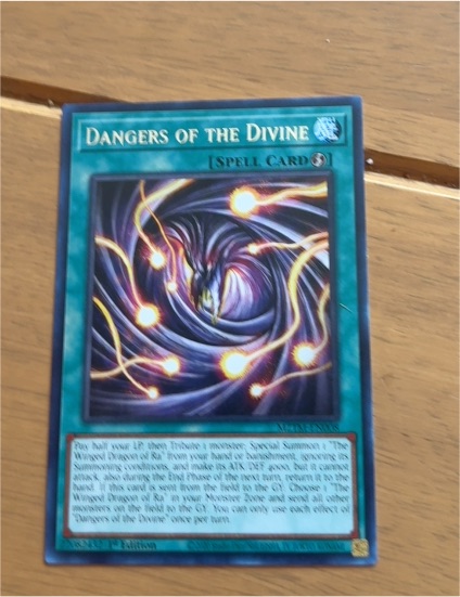 Yu-Gi-Oh! Dangers of the Divine DANG-EN039 — front