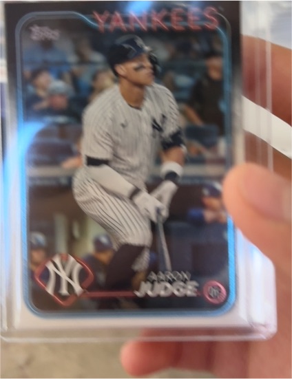 2024 Topps Holiday #H99 Aaron Judge — front