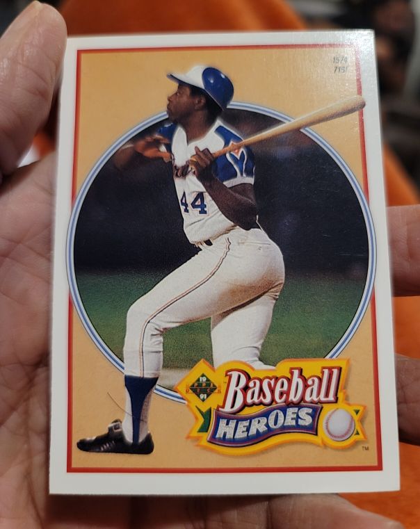 1991 Upper Deck Baseball Heroes #23 Hank Aaron — front