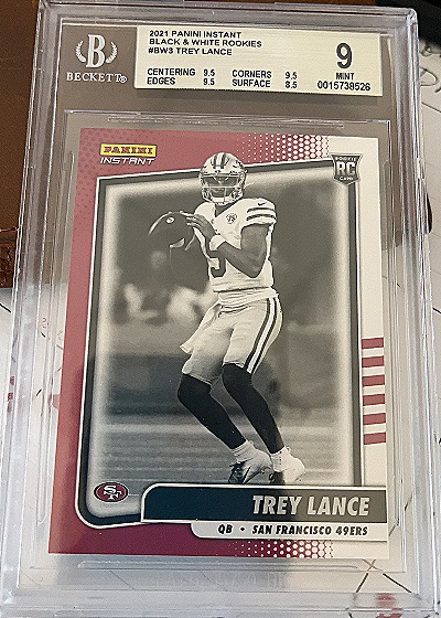 2021 Panini Instant Black and White Rookies #BW3 Trey Lance — front