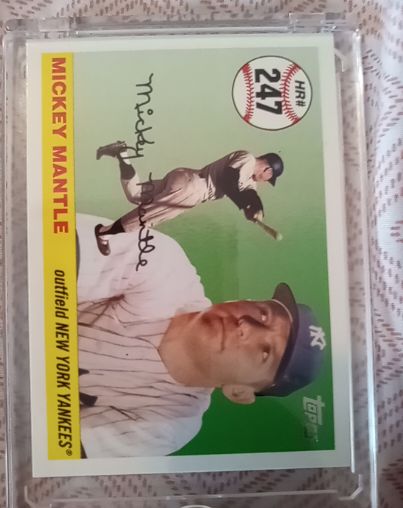 2007 Topps Mickey Mantle Home Run History #MHR247 Mickey Mantle — front