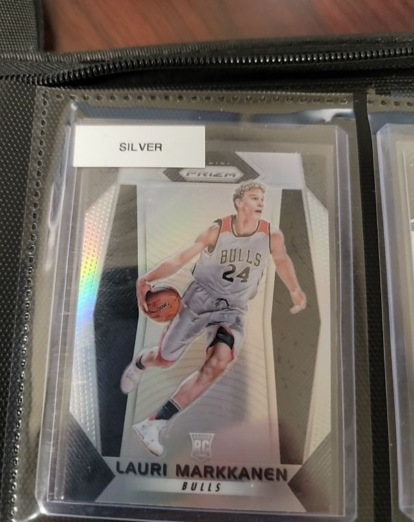 2017 Panini Prizm #247 Lauri Markkanen — front