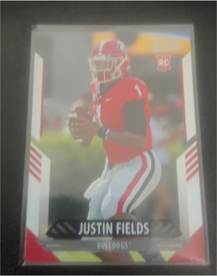 2021 Panini Score #360 Justin Fields Rookie Card — front