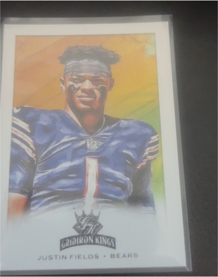 2021 Panini Chronicles Gridiron Kings #GK-4 Justin Fields — front