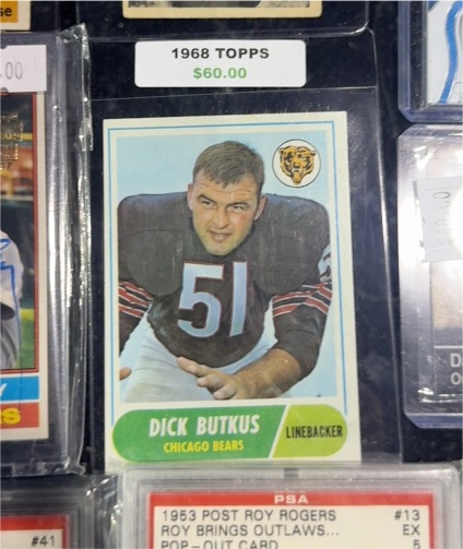 1968 Topps #127 Dick Butkus — front
