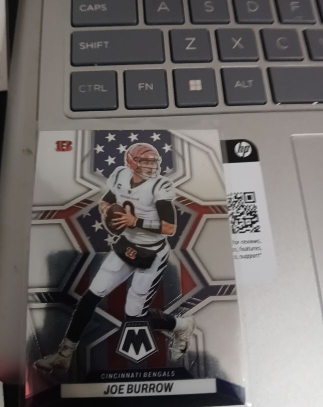 2021 Panini Mosaic #M Joe Burrow — front