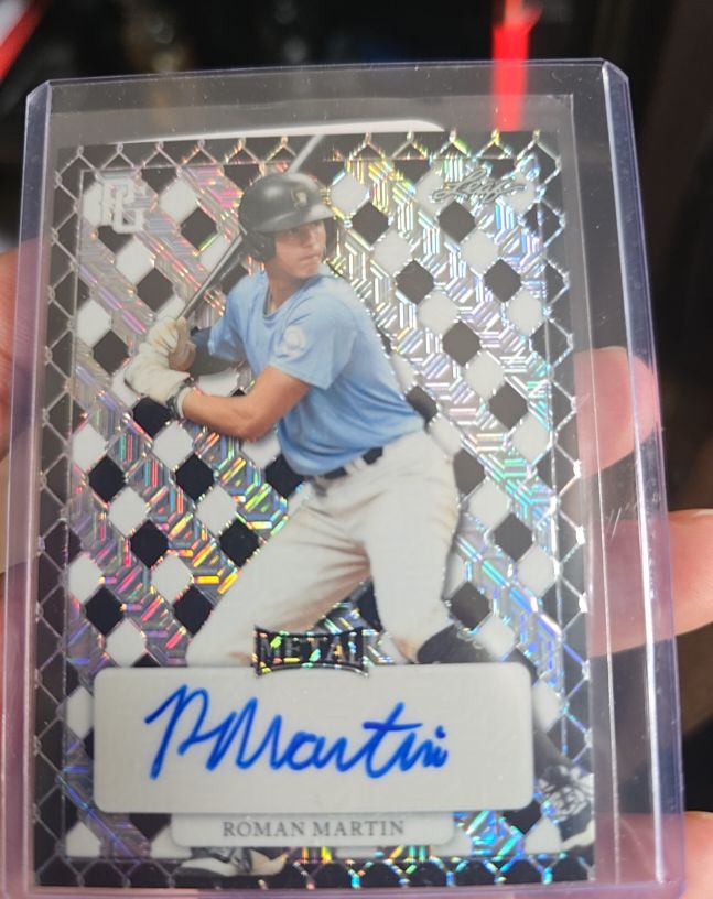 2022 Leaf Perfect Game Metal Roman Martin — front