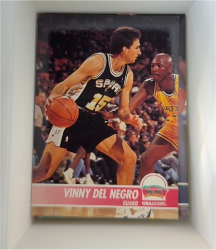 1994-95 NBA Hoops #193 Vinny Del Negro — front