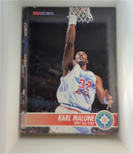 1994-95 NBA Hoops #242 Karl Malone — front
