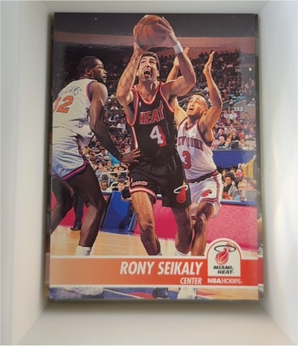 1993-94 NBA Hoops #113 Rony Seikaly — front