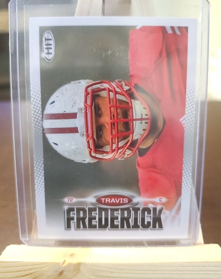 2013 Sage Hit #27 Travis Frederick — front