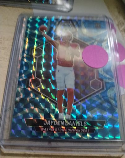 2024 Panini Mosaic #302 Jayden Daniels — front