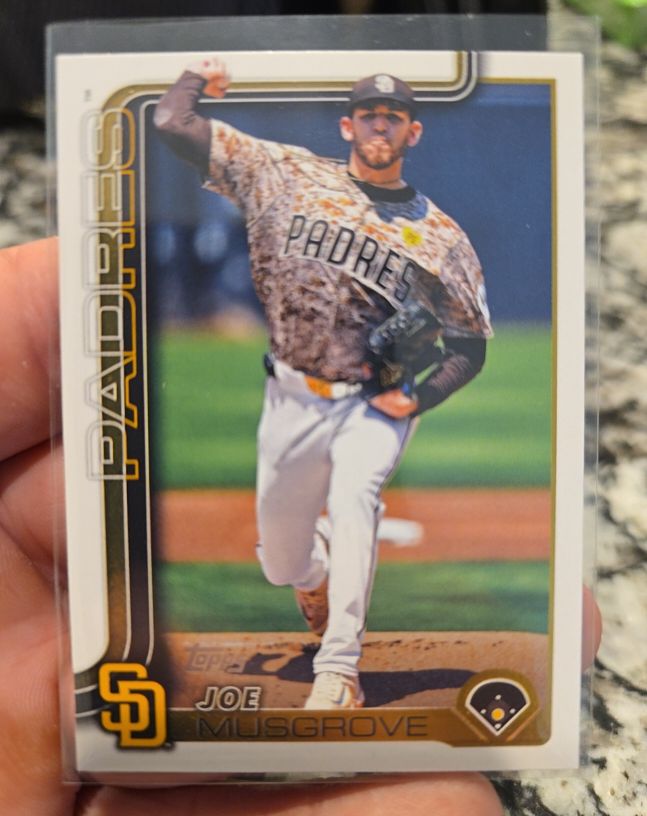 2025 Topps Series 2 #385 Joe Musgrove — front
