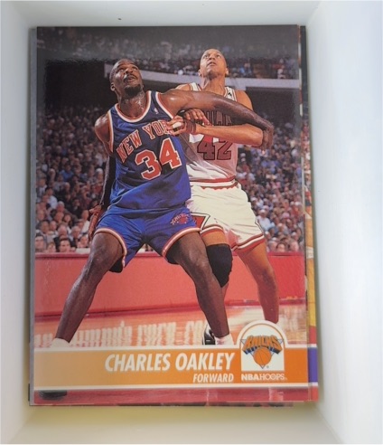 1994-95 NBA Hoops #145 Charles Oakley — front