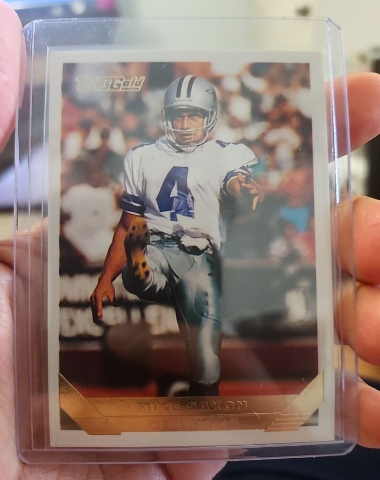 1993 Topps #38 Mike Saxon — front
