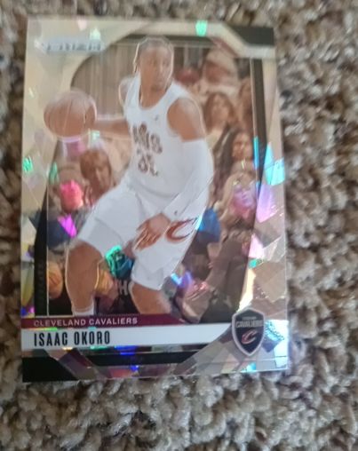 2024-25 Panini Prizm #163 Isaac Okoro — front