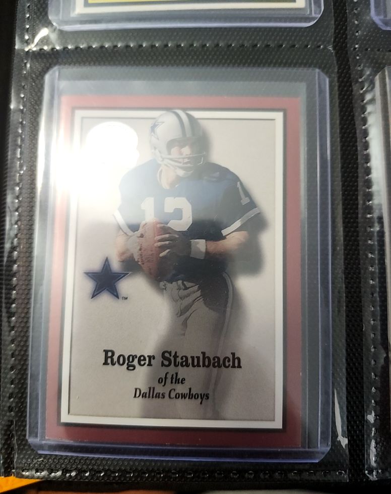 2000 Fleer Greats of the Game #15 Roger Staubach — front