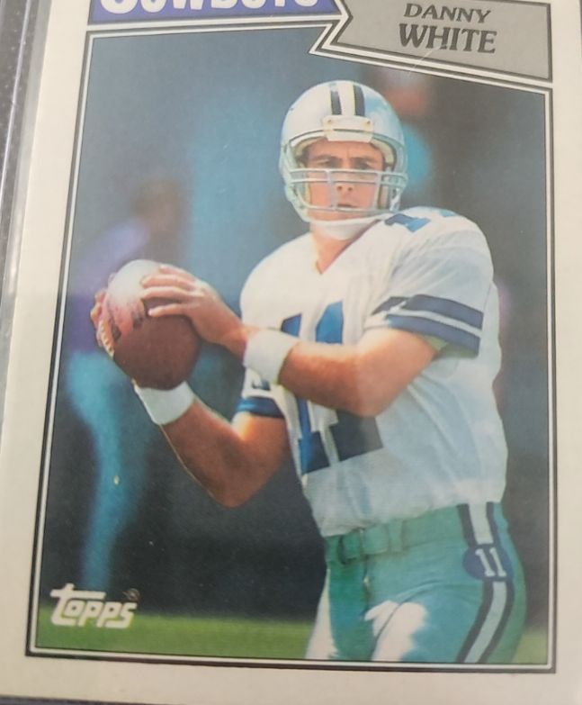 1987 Topps #261 Danny White Dallas Cowboys — front