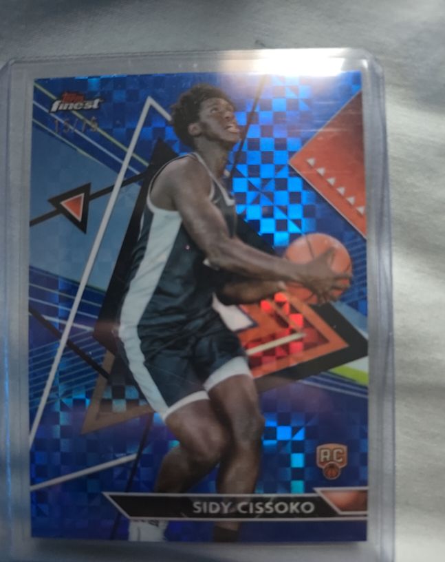 2023-24 Topps Finest #191 Sidy Cissoko Blue Checkerboard Refractor Rookie Card — front