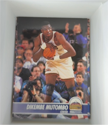 1994-95 NBA Hoops #50 Dikembe Mutombo — front