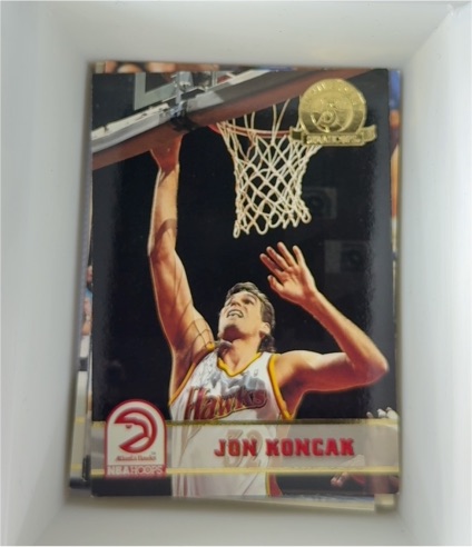 1993-94 NBA Hoops #302 Jon Koncak — front