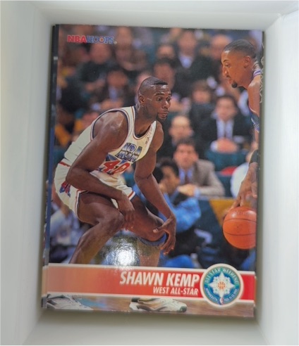 1994-95 Hoops #241 Shawn Kemp Seattle Supersonics — front