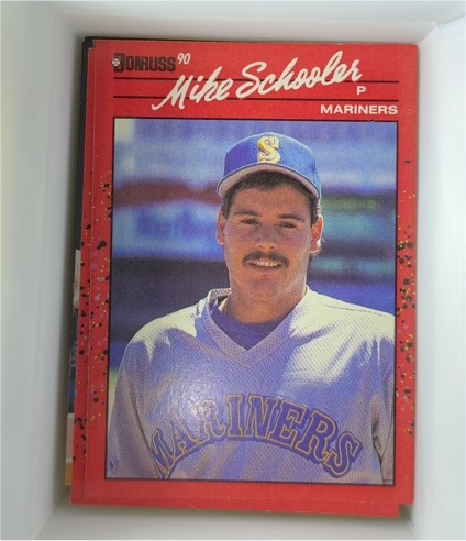 1990 Donruss #330 Mike Schooler — front