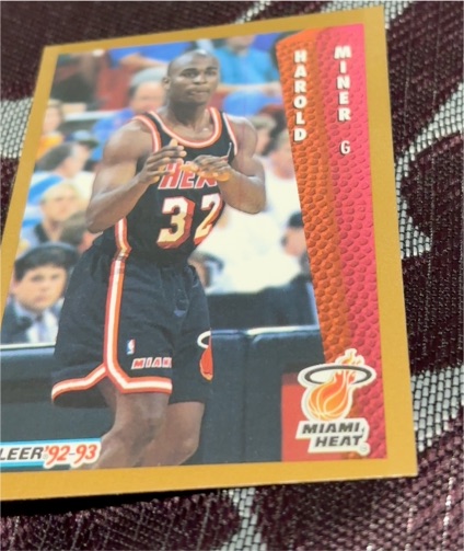 1992-93 Fleer #369 Harold Miner — front