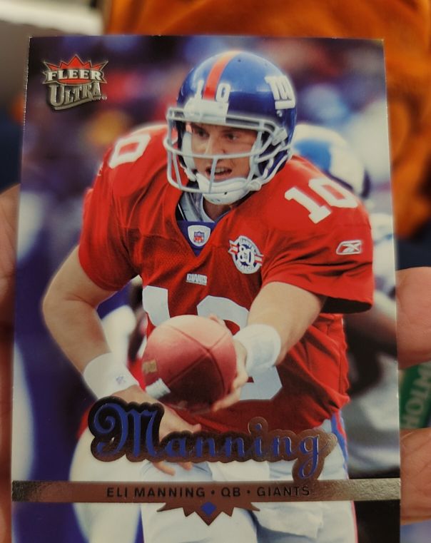 2006 Fleer Ultra #126 Eli Manning — front