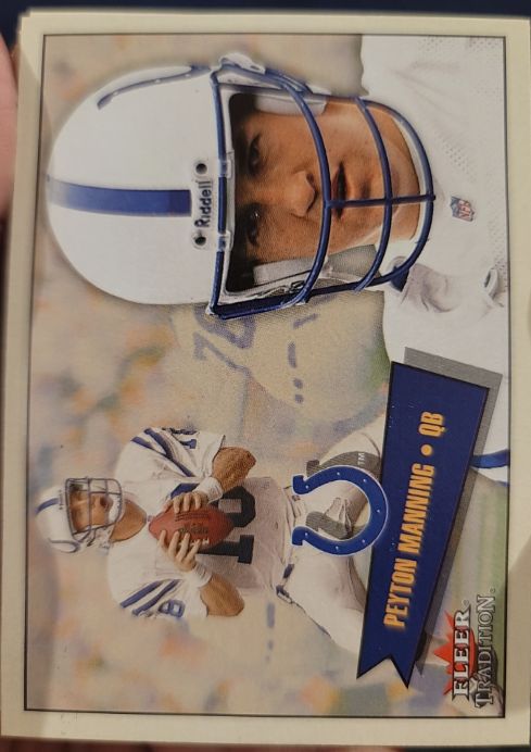 2001 Fleer Tradition #251 Peyton Manning — front