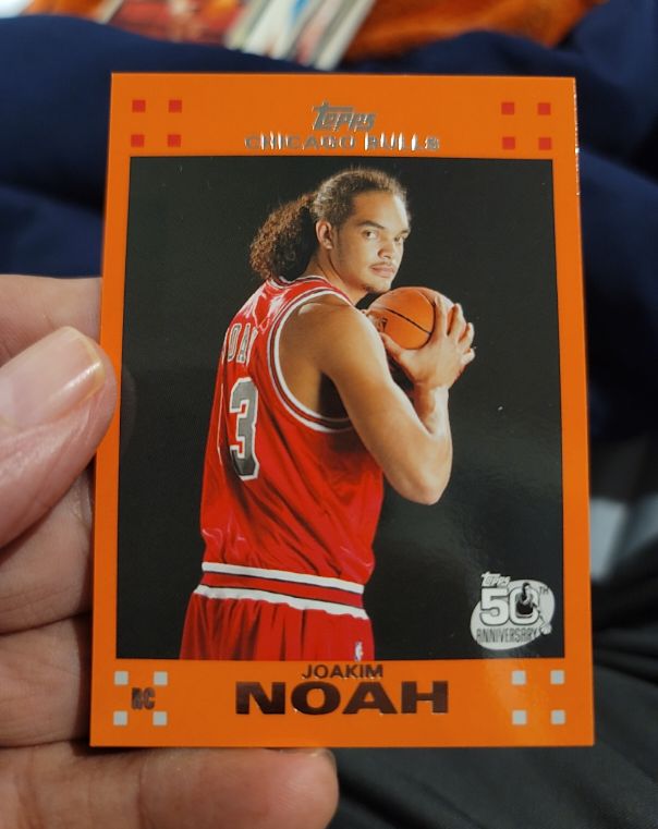 2007-08 Topps #9 Joakim Noah — front
