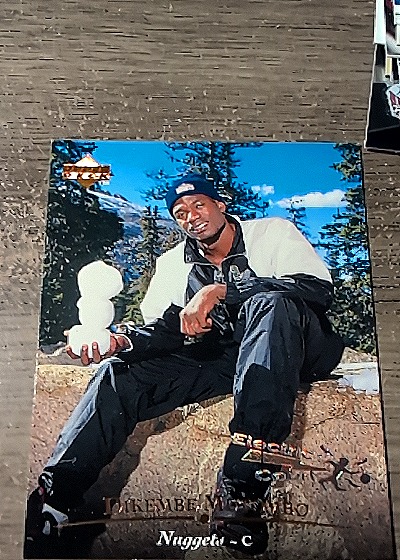 1995-96 Upper Deck #7 Dikembe Mutombo — front