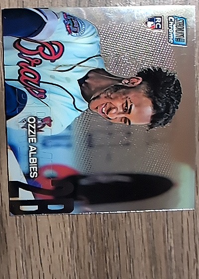 2018 Topps Stadium Club #110 Ozzie Albies — front