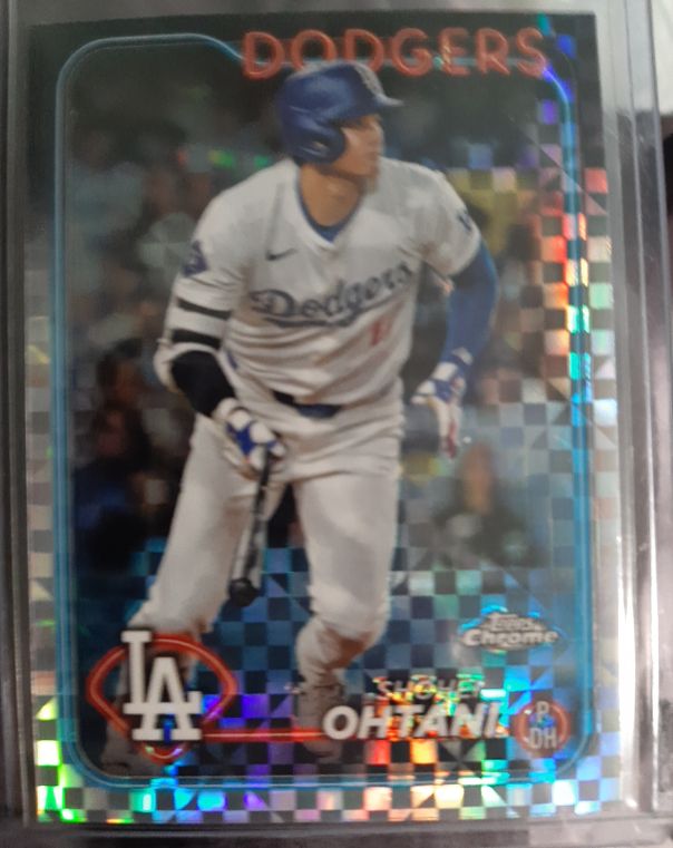 2024 Topps Chrome #1 Shohei Ohtani — front