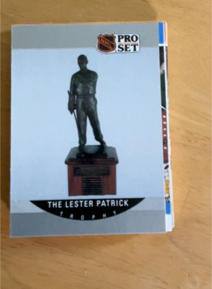 1990 Pro Set #385 The Lester Patrick Trophy — front