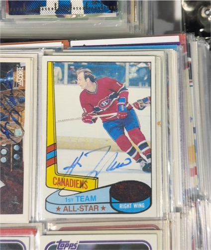 1989-90 Topps Sticker Auto #1 Chris Chelios Canadiens — front