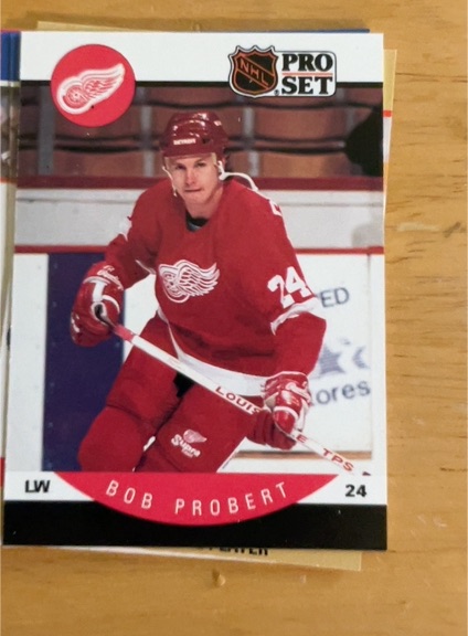 1990-91 Pro Set #76 Bob Probert — front