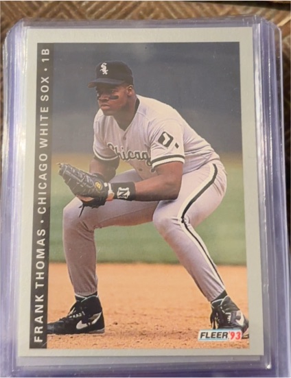1993 Fleer #210 Frank Thomas — front
