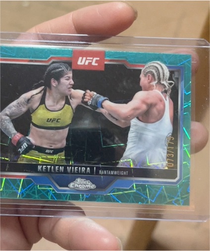 2025 Topps Chrome UFC #149 Ketlen Vieira — front