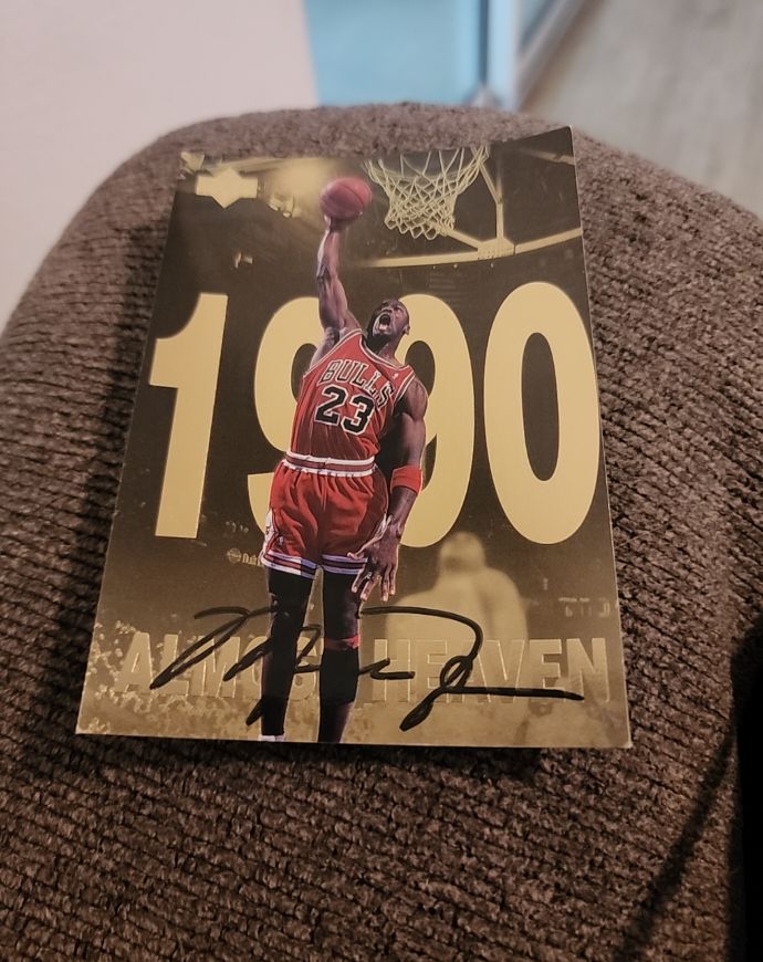 1998 Upper Deck Gatorade #6 Michael Jordan — front