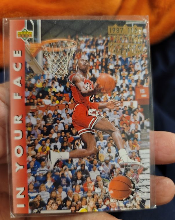 1992-93 Upper Deck #453 Michael Jordan In Your Face — front