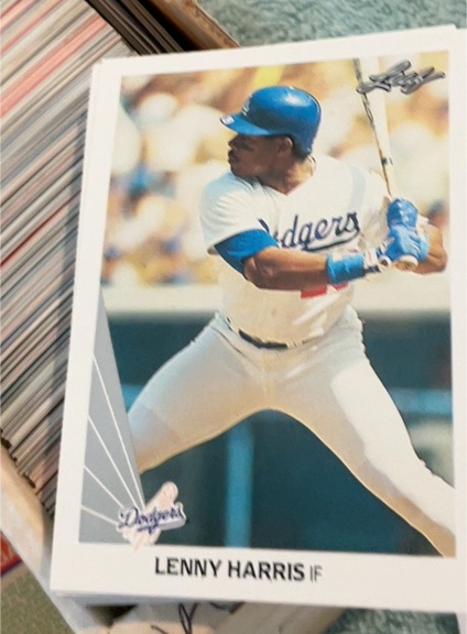 1990 Leaf # not visible Lenny Harris — front