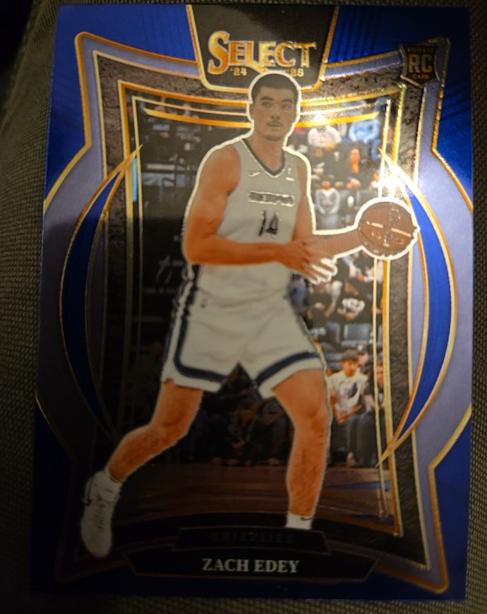 2024-25 Panini Select #98 Zach Edey — front