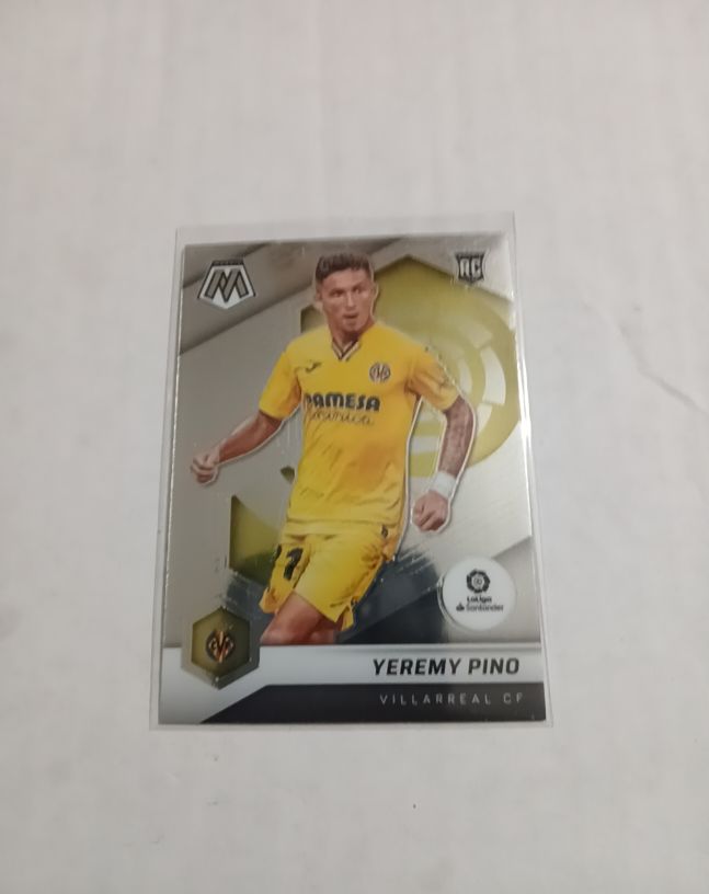 2021-22 Panini Mosaic La Liga #100 Yeremy Pino — front