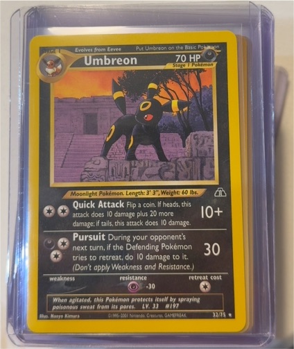 2001 Pokémon Neo Discovery #32 Umbreon — front