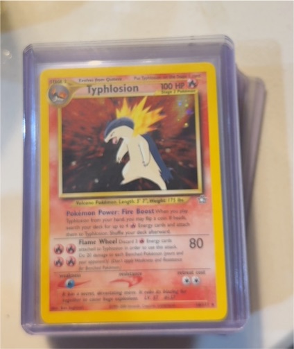 2000 Pokemon Neo Genesis #18 Typhlosion — front