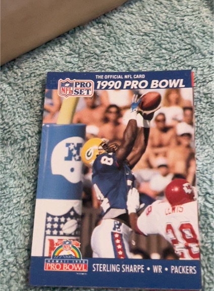 1990 Pro Set #415 Sterling Sharpe — front