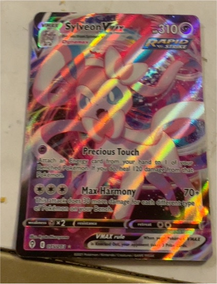 2022 Pokémon TCG SWSH10 #053 Sylveon VMAX — front