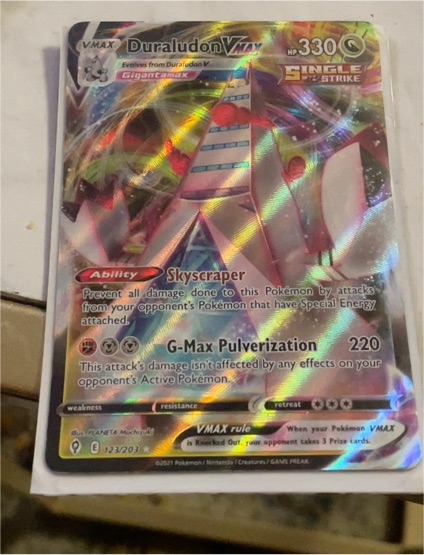 2021 Pokémon Sword & Shield Evolving Skies #123 Duraludon VMAX — front